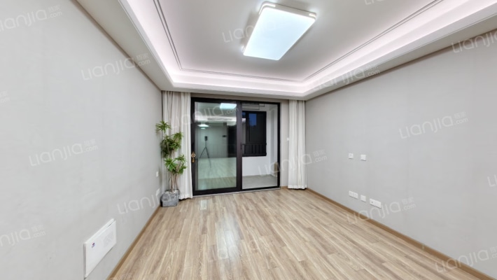 洺悦华府二手房实景图