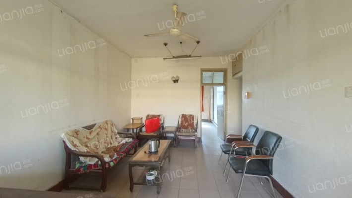 联盟路小学家属院二手房实景图