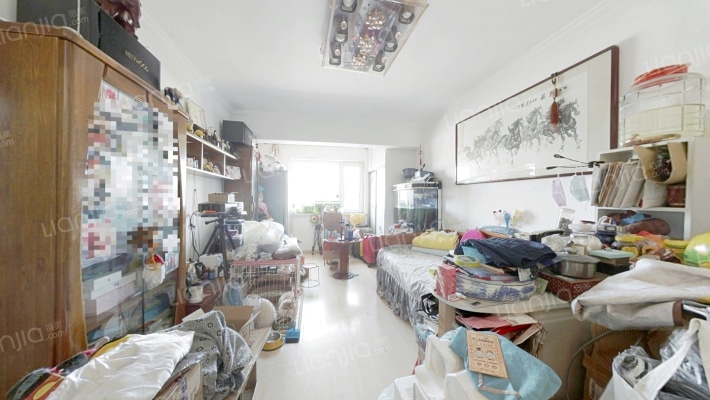 提拉米苏二手房实景图