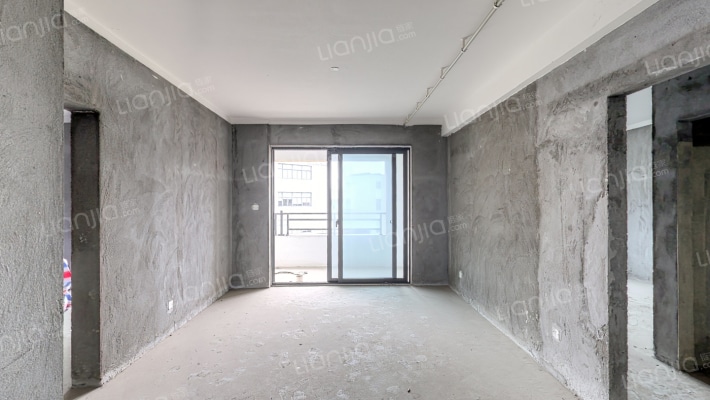 东鲁世家二手房实景图