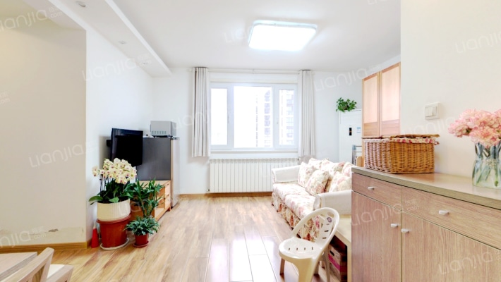 怡和佳苑二手房实景图