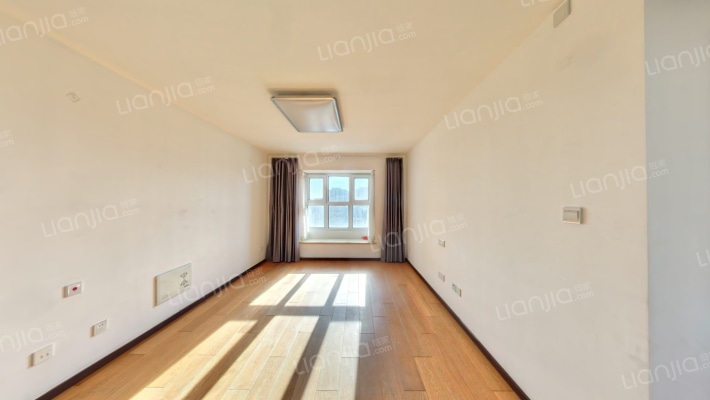 万科赏溪苑二手房实景图