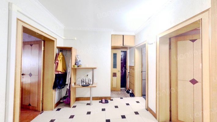 安徽大剧院家属宿舍楼二手房实景图