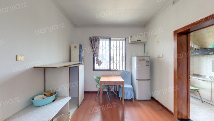 荷花路二手房实景图