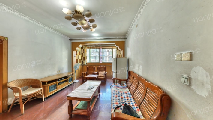 兰花四小区二手房实景图