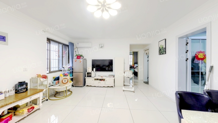 青年新苑C区二手房实景图