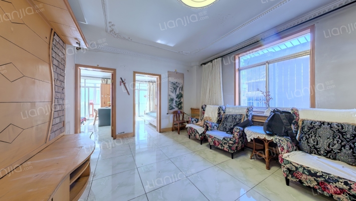 朱雀东坊北区甲字8号二手房实景图