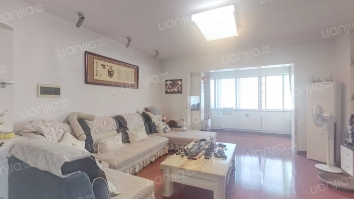 长兴花园小区二手房实景图