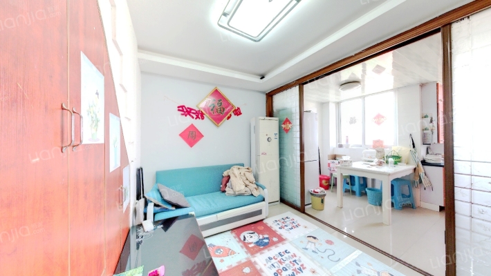 青春雅居一期二手房实景图