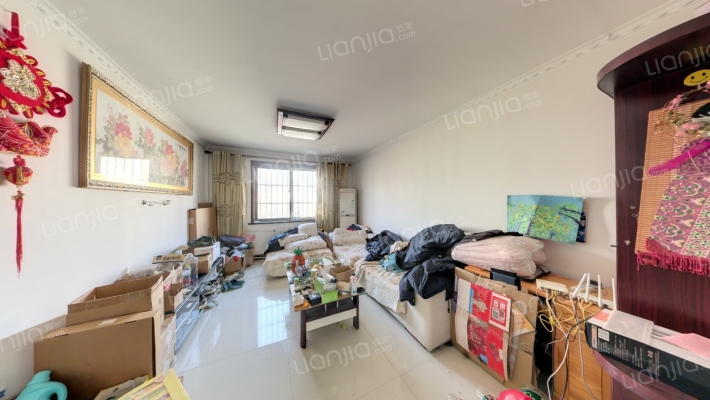 银泰名都花园二手房实景图