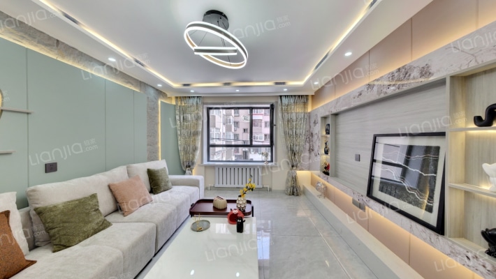 新发小区F区二手房实景图