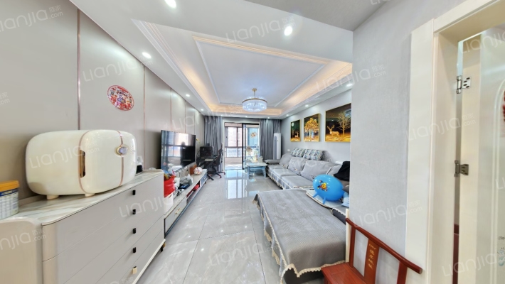 宏泰世纪滨江二手房实景图