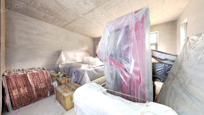 牛驼温泉孔雀城栖泉苑二手房实景图
