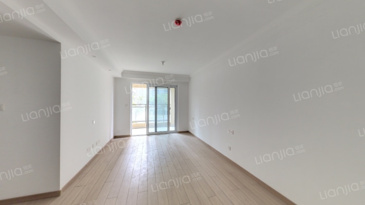 颐蓝湾花苑二手房实景图