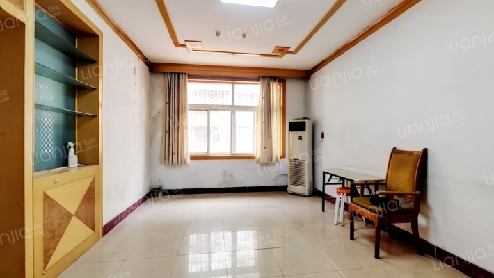 政府家属院二手房实景图