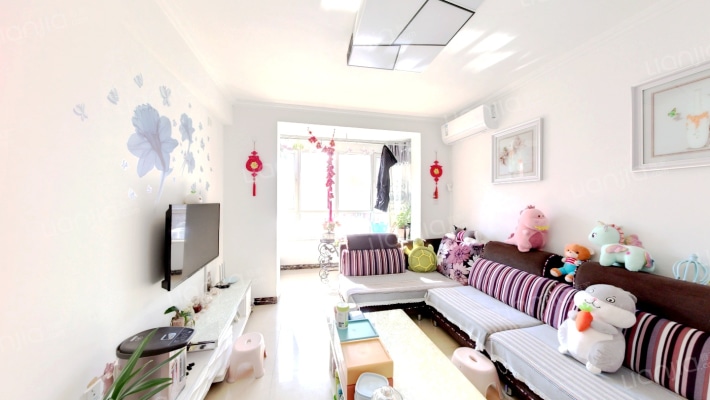 房子为客卧分离式单身公寓 公寓通透 环境好采光好-客厅