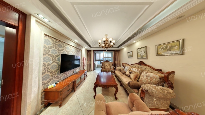 龙湫湾紫轩二手房实景图