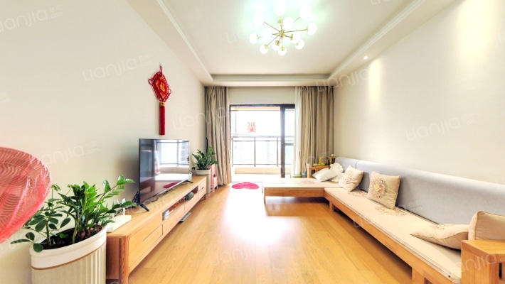 卓越东部蔚蓝海岸五期二手房实景图