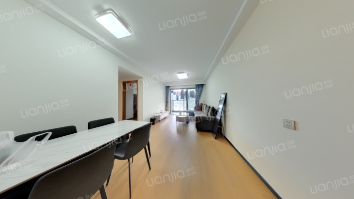 卓越蔚蓝铂樾府（普通住宅）二手房实景图