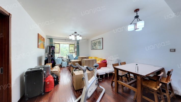 美立方二手房实景图