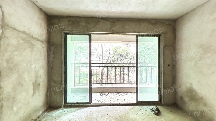 中泰·峰境二手房实景图