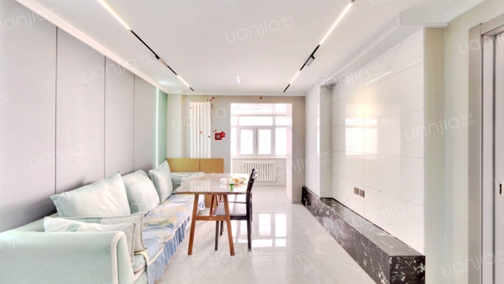 芦家街二手房实景图