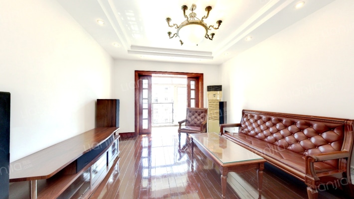 润发公寓二手房实景图