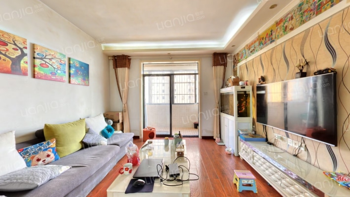 怡江苑二手房实景图