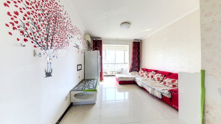 房本满二 有地下室 高楼层 采光无遮挡-客厅