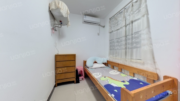 莫干山路558号二手房实景图