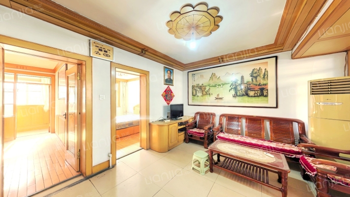 蔡家村商住楼（大润发）二手房实景图