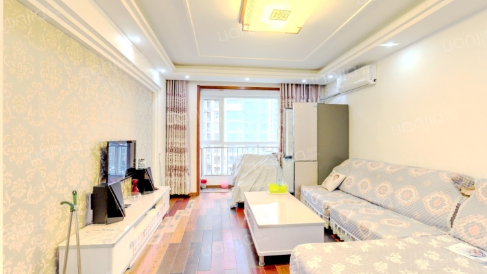 龙华城小区二手房实景图