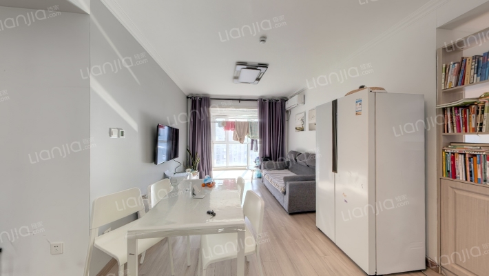 龙湖蓝湖公馆北区二手房实景图