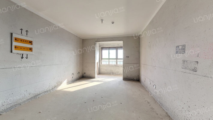 东城雅苑二手房实景图