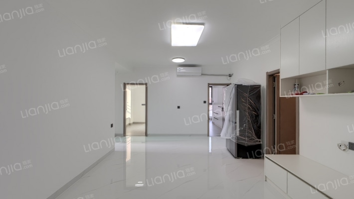 鸿富大厦二手房实景图