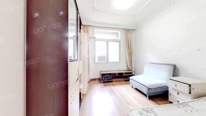 钉丝小区二手房实景图