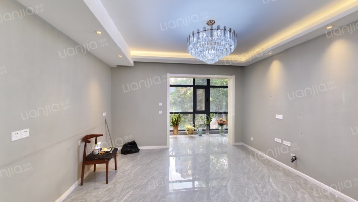 御锦城智慧树二手房实景图