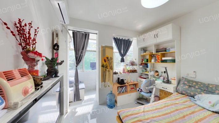 燕子山路32号二手房实景图