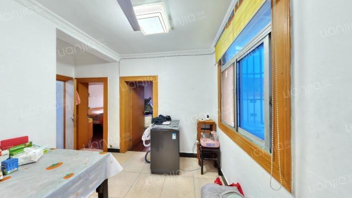 峰影苑二手房实景图