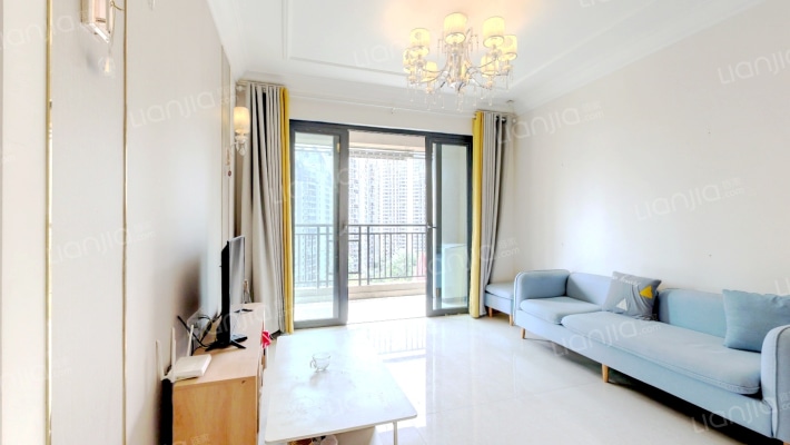 恒大中央公园C区二手房实景图