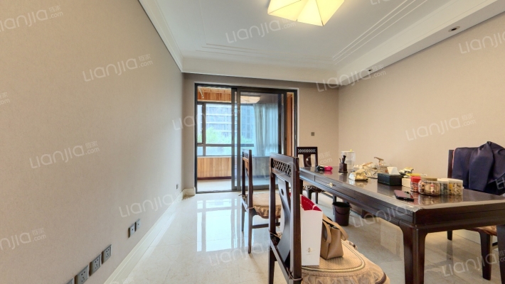 融创揽月府三期二手房实景图