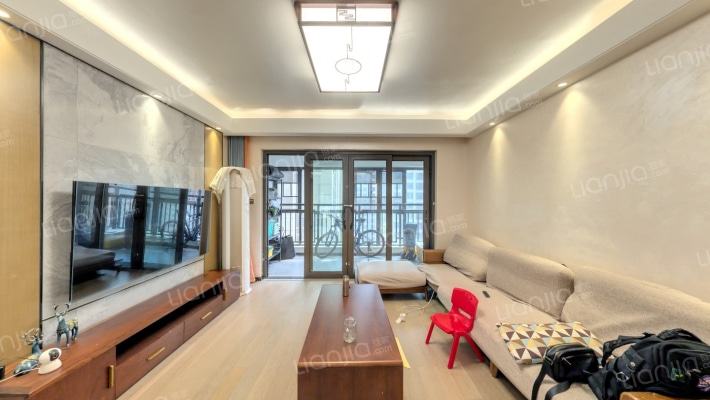 润和滨江府二期二手房实景图