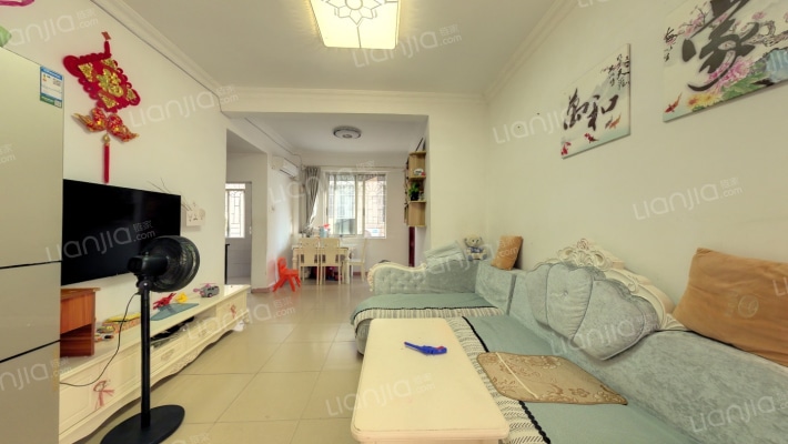 麦地直街二手房实景图