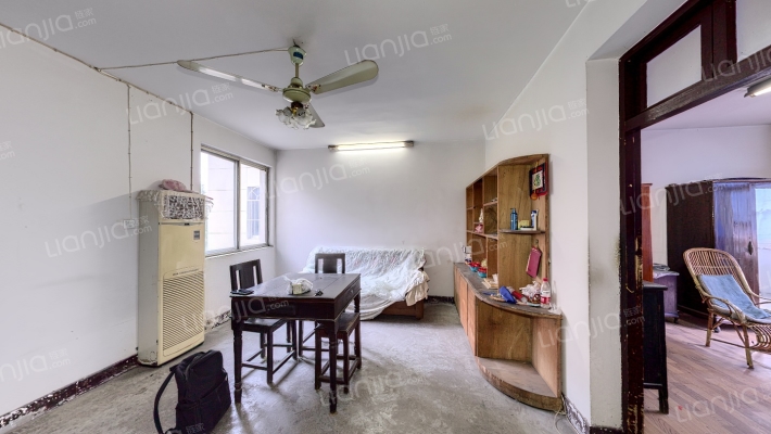 梅园西村二手房实景图