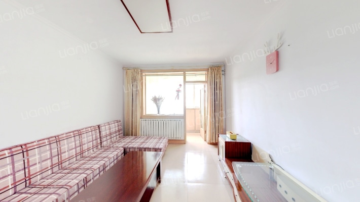 体育馆生活区二手房实景图