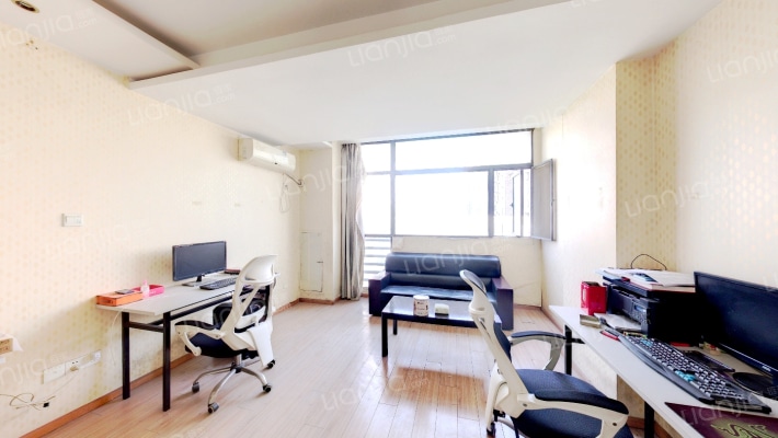 瑞凯国际二手房实景图