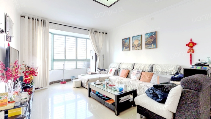 艺苑华庭二手房实景图