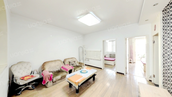 民生小区二手房实景图