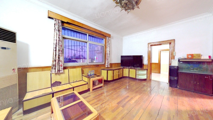 金盘路粮食局宿舍二手房实景图