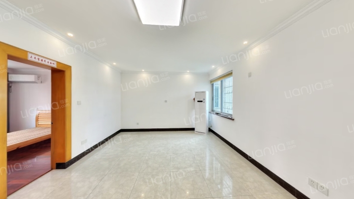 南沿路二手房实景图